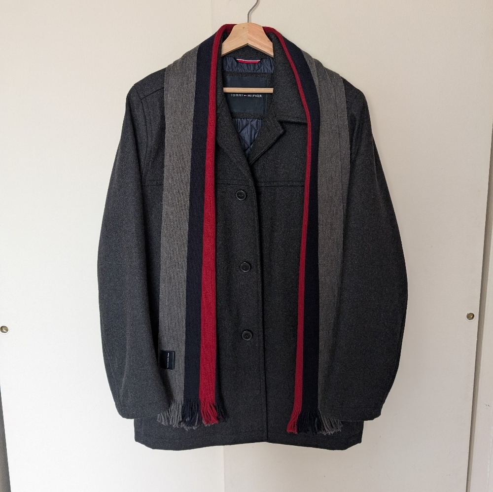 Like New Tommy Hilfiger Wool Peacoat